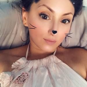 Meet your Posher, Dora